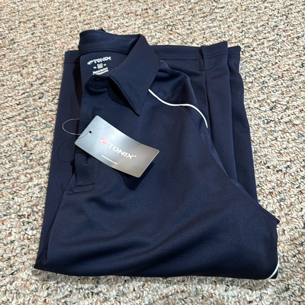 NWT Men’s polo shirt size medium